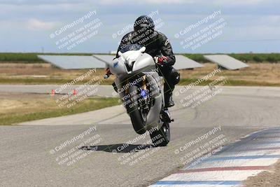 media/Apr-26-2024-TrackDaz (Fri) [[c4b677d280]]/B Group/120pm (Wheelie Bump)/